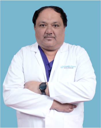 Dr Nandakumar M